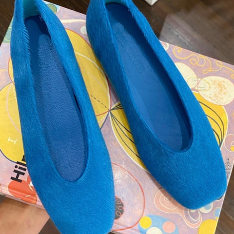 WOMEN'S SHOES